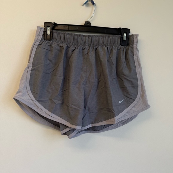 Nike Pants - Nike Tempo Womens Heather Running Shorts Atmosphere Gray size medium dri fit new
